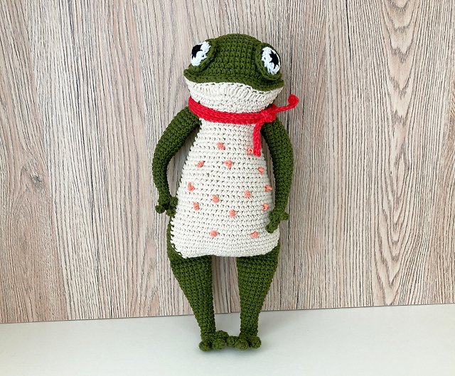 Irish Frog Doll - Plush