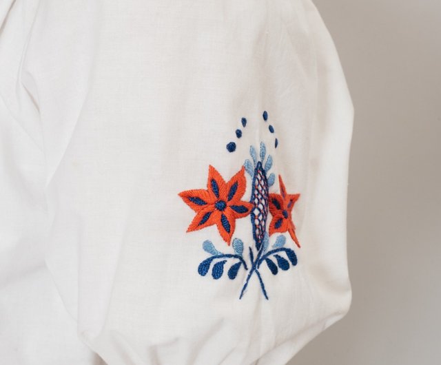 ウクライナ刺繍トップス.ウクライナブラウス【初恋店】Vintage