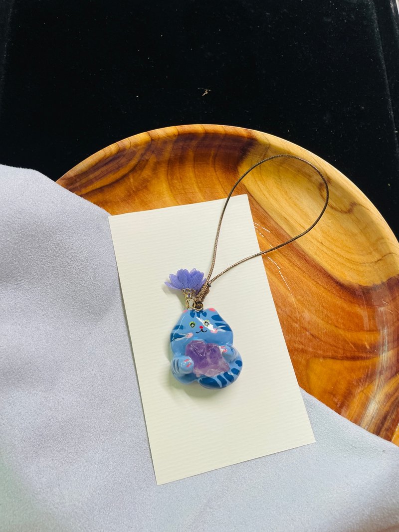 能量守護小小喵手作療癒吊飾 紫水晶/禮物/可愛 - 吊飾/掛飾 - 水晶 藍色