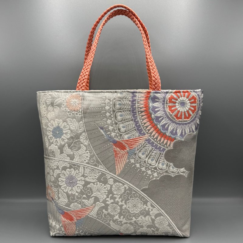 着物 帯 帯締め ハンドメイド トートバッグ リメイク ピンク 銀 鳥 - 手提包/手提袋 - 絲．絹 銀色