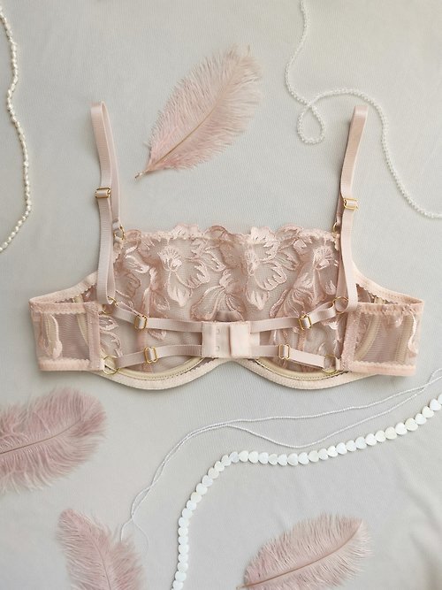 Floral lace lingerie set - Sheer bandeau bra, panty, garter belt Lace  underwear - Shop Marina V Lingerie Women's Underwear - Pinkoi