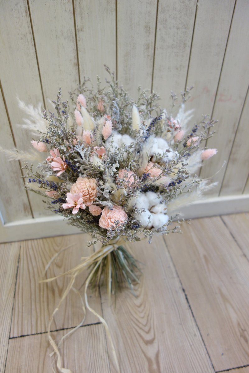 Wedding floral decoration series ~ dry and natural bouquet bouquet - ช่อดอกไม้แห้ง - พืช/ดอกไม้ สึชมพู