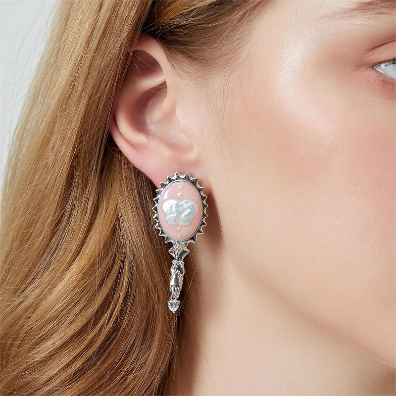 Fantasy Mirror Dream Butterfly Silver Pearl Stud Earrings - ต่างหู - เงินแท้ 