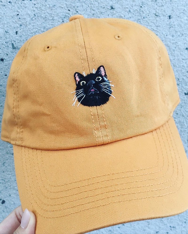Pet Photo-Hand-embroidered Baseball Cap - หมวก - ผ้าฝ้าย/ผ้าลินิน 