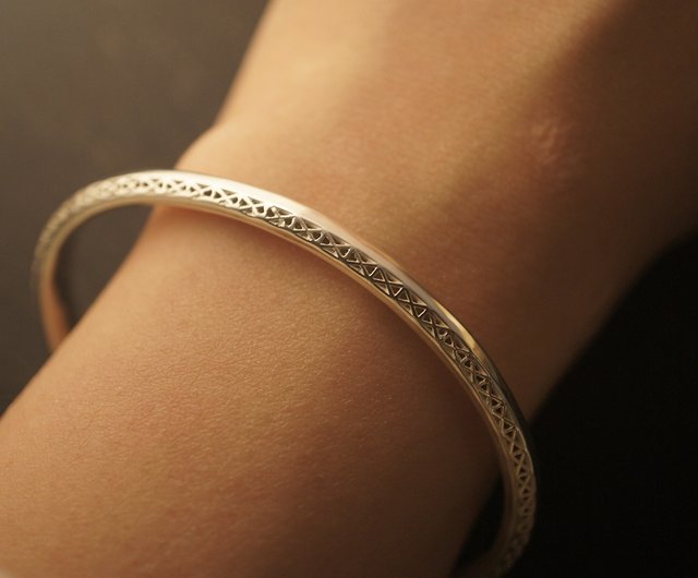 925 Sterling Silver Bangle Bracelet