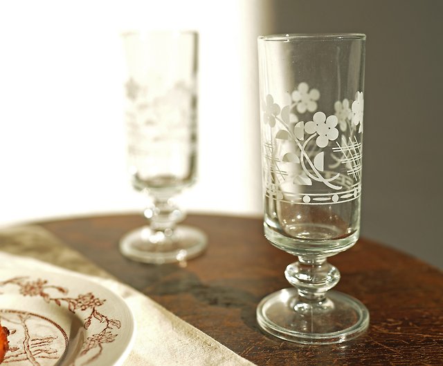 Italian Vintage Flower Illustration Goblet Glass / Wine Glass / Frozen Cup  / Water Glass - Shop shroom Cups - Pinkoi