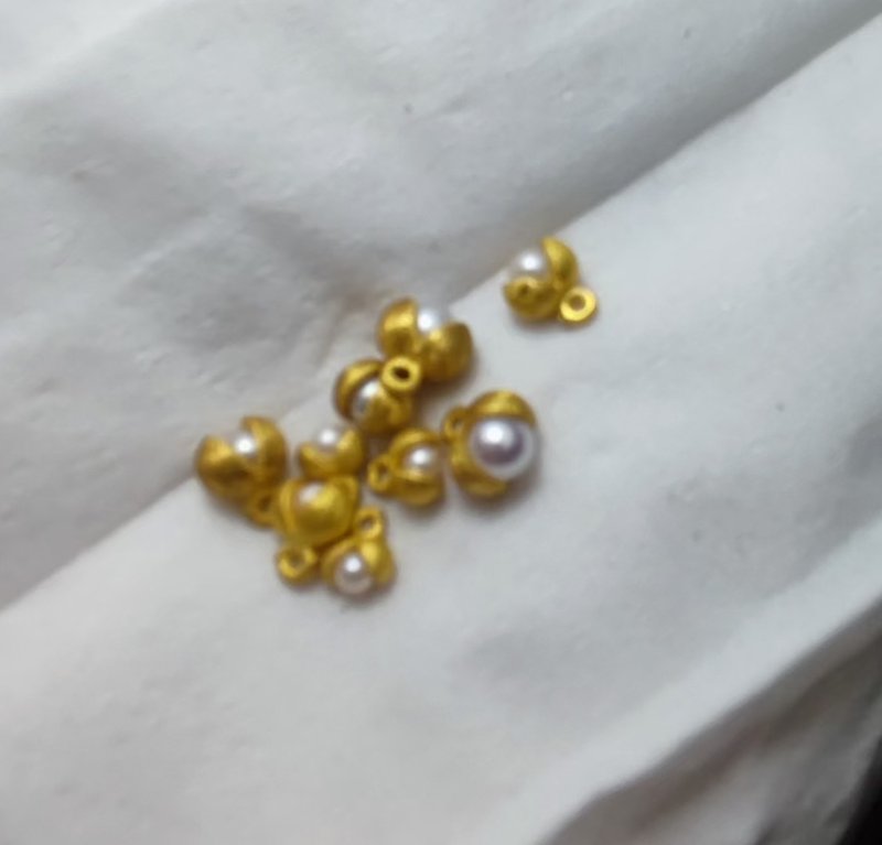 Sichuan pepper pearl version. Pure gold pure gold 24k gold accessories can be used as bracelets and pendants, etc. - Necklaces - Other Materials 