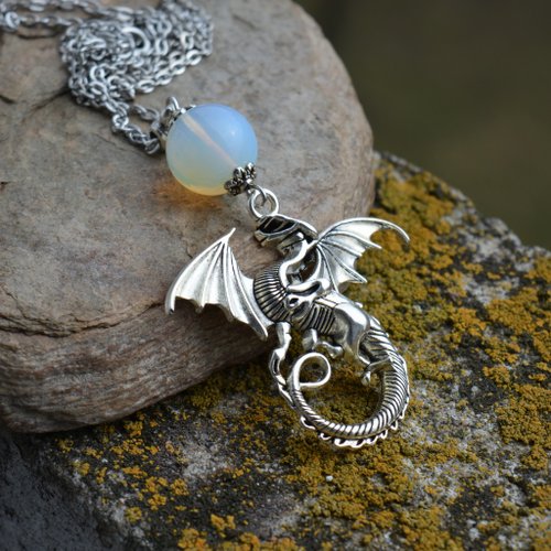 ドラゴンのネックレス 500x0.jpg