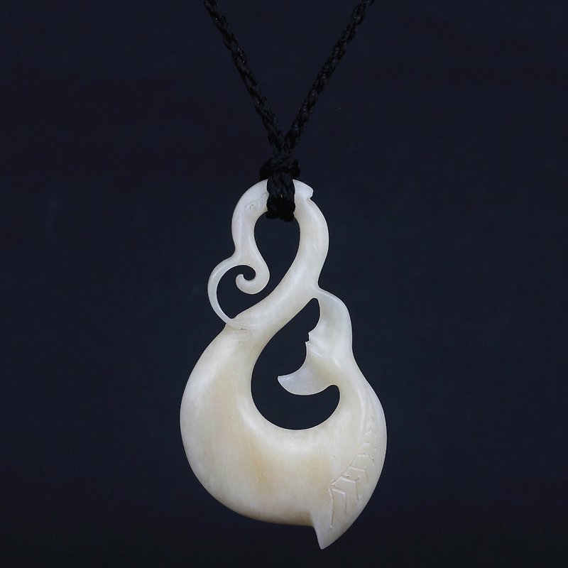 Gorgeous and elegant noble temperament fashion exquisite men's and women's jewelry Maori tribal carving art pendant necklace - Necklaces - Other Materials 