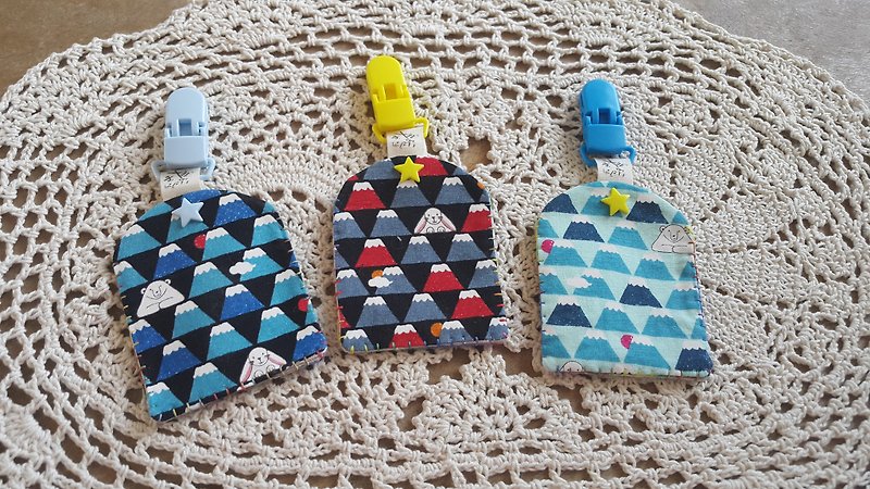 Animal Mount Fuji B Safe Charm Bag (Clip)【PE170703】 - Baby Gift Sets - Cotton & Hemp Multicolor