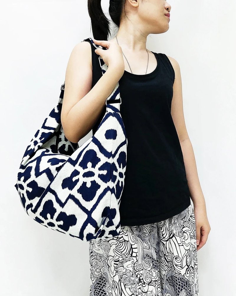 Thai Cotton Bag Women bag Shoulder bag Cross Body Bag Indigo Whait - 其他 - 棉．麻 白色