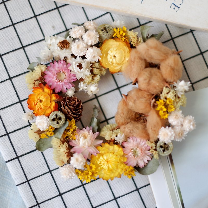 Unfinished | Fruit Feast Dry Flower Wreath Yellow Pink Spot - Dried Flowers & Bouquets - Plants & Flowers 