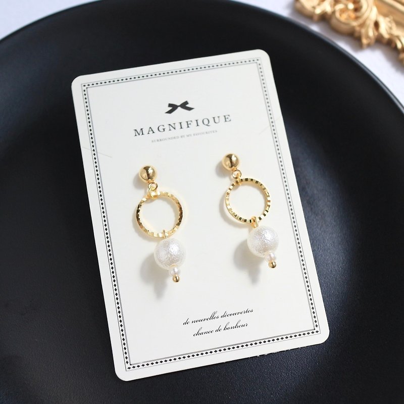 18kgf circle cotton pearl romantic simple earrings - Earrings & Clip-ons - Other Metals Gold