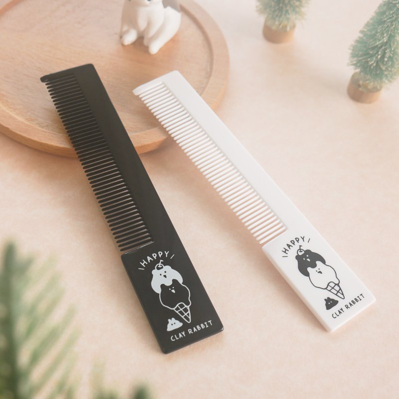 可莉兔 - 扁梳。JME-92。梳子 - 彩妝刷具/鏡子/梳子 - 塑膠 