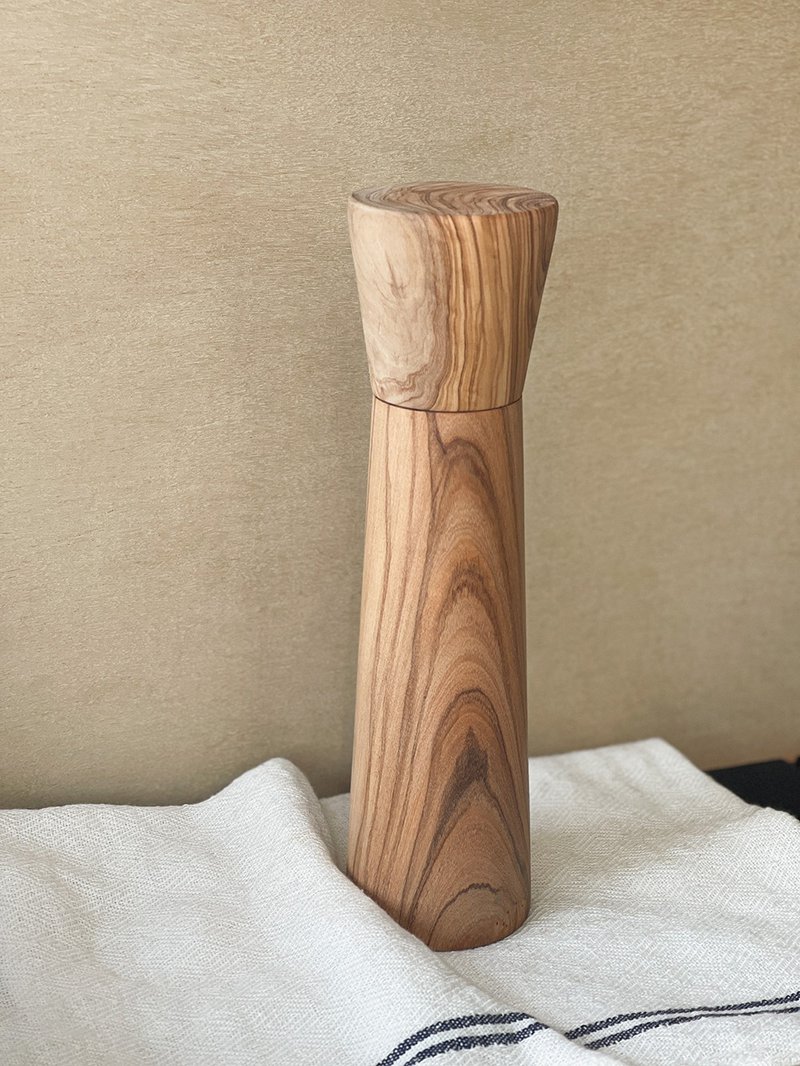 Olive Wood Salt and Pepper Mill/Grinder - Food Storage - Wood 