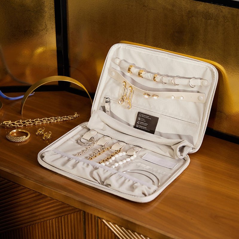 【ITO】英國進口羊毛 首飾旅行收納包 ORGANIZER JEWELRY BAG - 化妝包/收納袋 - 羊毛 