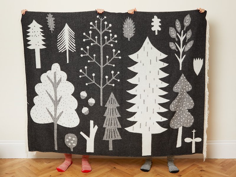 森林スロー純粋なウール織毛布|ドナ・ウィルソン - 毛布・かけ布団 - ウール ブラック