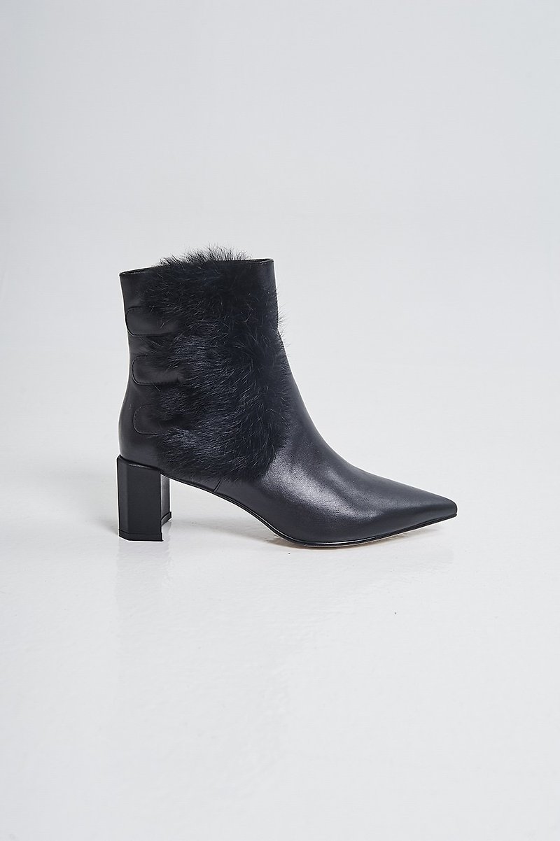 Pointed side rabbit fur hexagonal heel boots black - รองเท้าบูทยาวผู้หญิง - หนังแท้ สีดำ