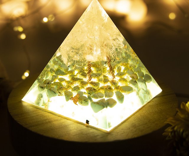 ピラミッド オルゴナイト 生命の木/チャクラ/アオガン/瞑想/エネルギー ...