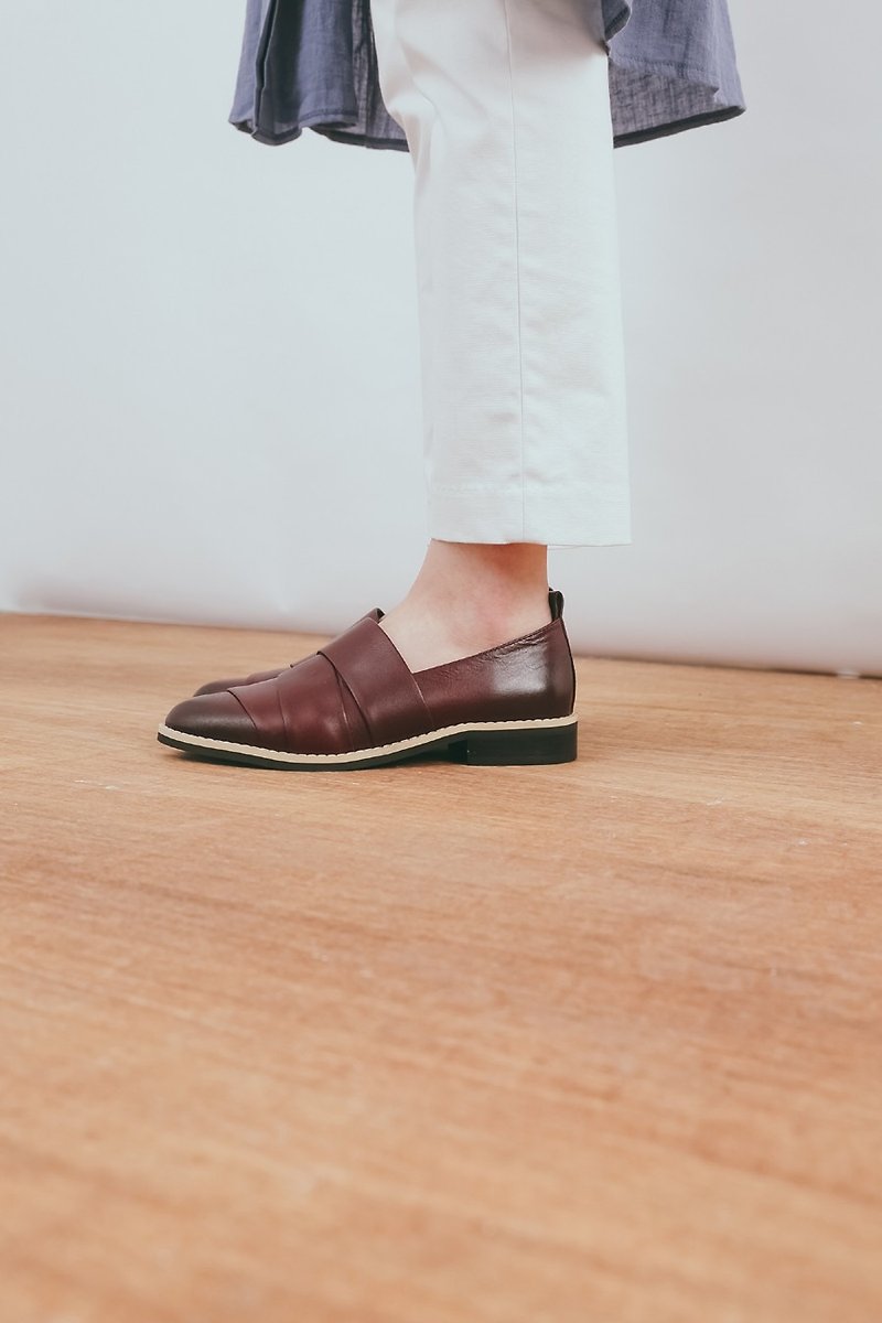 [Show products clear] broadband interlaced sleeve round-toe shoes red - Sandals - Genuine Leather Red