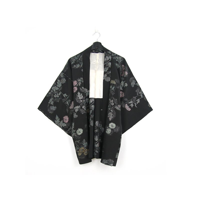 Back to Green-Japan brought back feather weaving glitter embroidery full garden / vintage kimono - เสื้อแจ็คเก็ต - ผ้าไหม 