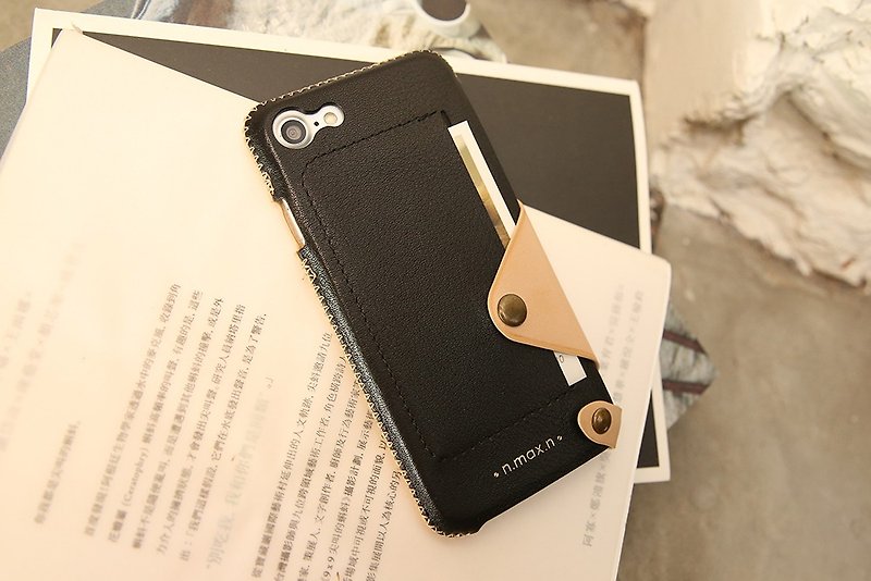iPhone 7 / iPhone 8  4.7 inch Minimalist Series Leather Case - Black - เคส/ซองมือถือ - หนังแท้ สีดำ