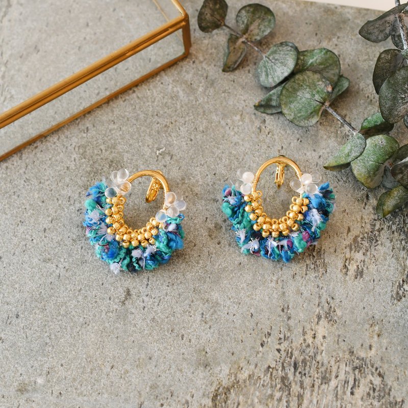 イヤリング/Oval tassel pierced earring / Blue - 耳環/耳夾/耳骨夾 - 棉．麻 藍色