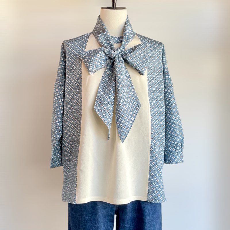 Pinkoi Proxy Purchase - 2way ハイネックブラウス【送料込み】着物リメイク　ボウタイ付き　ブルー - 女上衣/長袖上衣 - 棉．麻 藍色