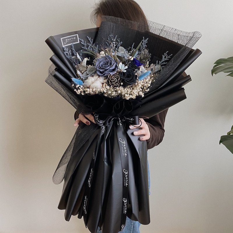 冷黑色 情人節花束 畢業 生日禮物 擴香 永生花 韓式綁花 母親節 - 乾燥花/永生花 - 植物．花 灰色