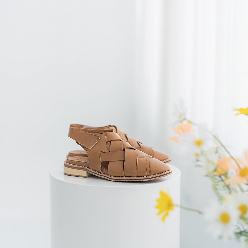 French Cone Braided Shoes_ Caramel - รองเท้ารัดส้น - หนังแท้ สีกากี