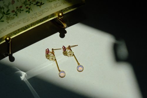 omo omo Jewelry Spring Shower 盛開的告白 琉璃 鋯石 黃銅 耳環