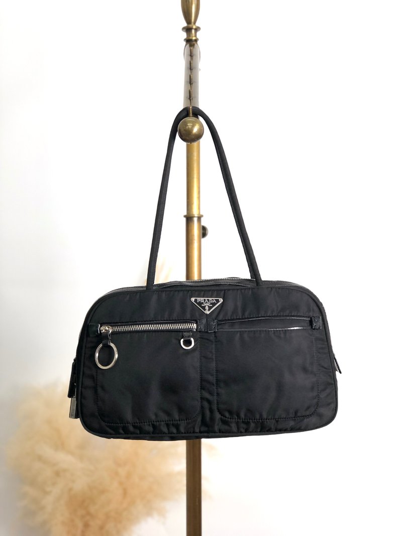 【 日本直送　名牌中古包 】PRADA ハンドバッグ ブラック トライアングルロゴ ナイロン フロントポケット ミニボストン vintage gips8j - 手提包/手提袋 - 尼龍 黑色
