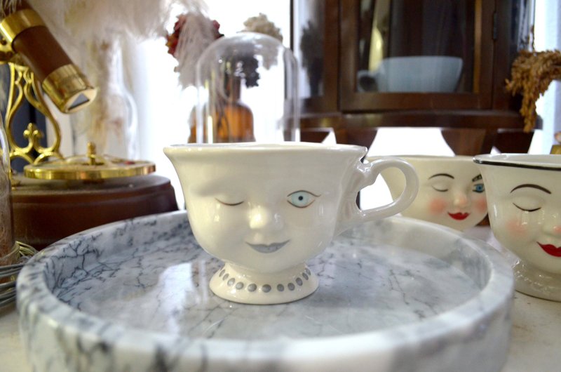 90年美國中古董陶瓷立體可愛娃娃臉咖啡杯茶杯搞怪收藏咖啡店擺設 - 咖啡杯/馬克杯 - 陶 白色