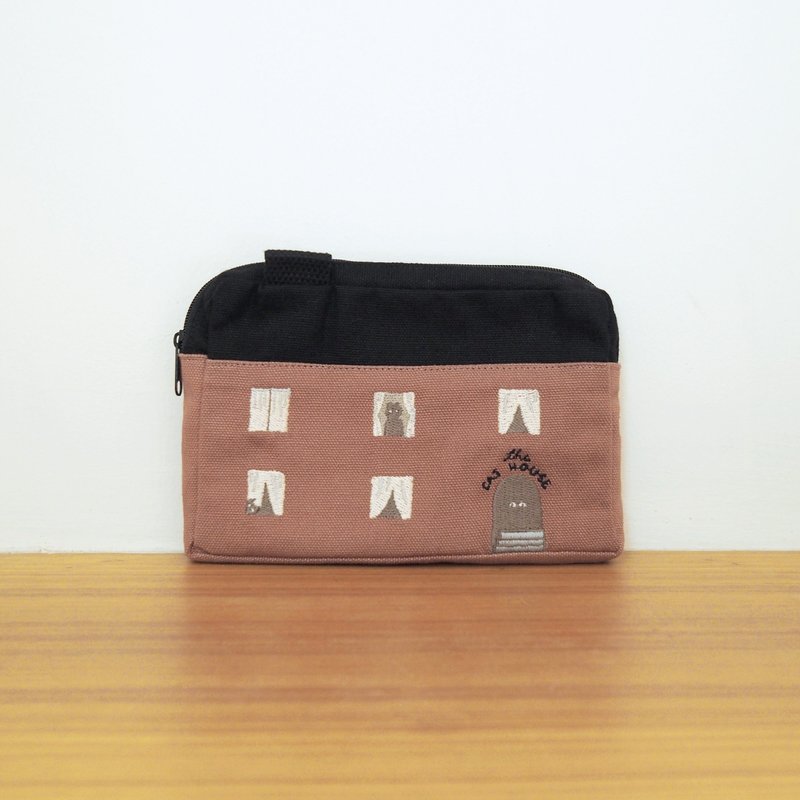 cat house phone pouch : brick - 手機殼/手機套 - 棉．麻 咖啡色