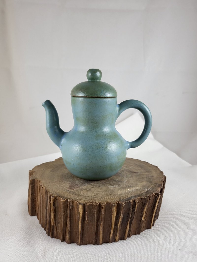 Turkish blue glaze handmade Siting pot - ถ้วย - ดินเผา สีน้ำเงิน