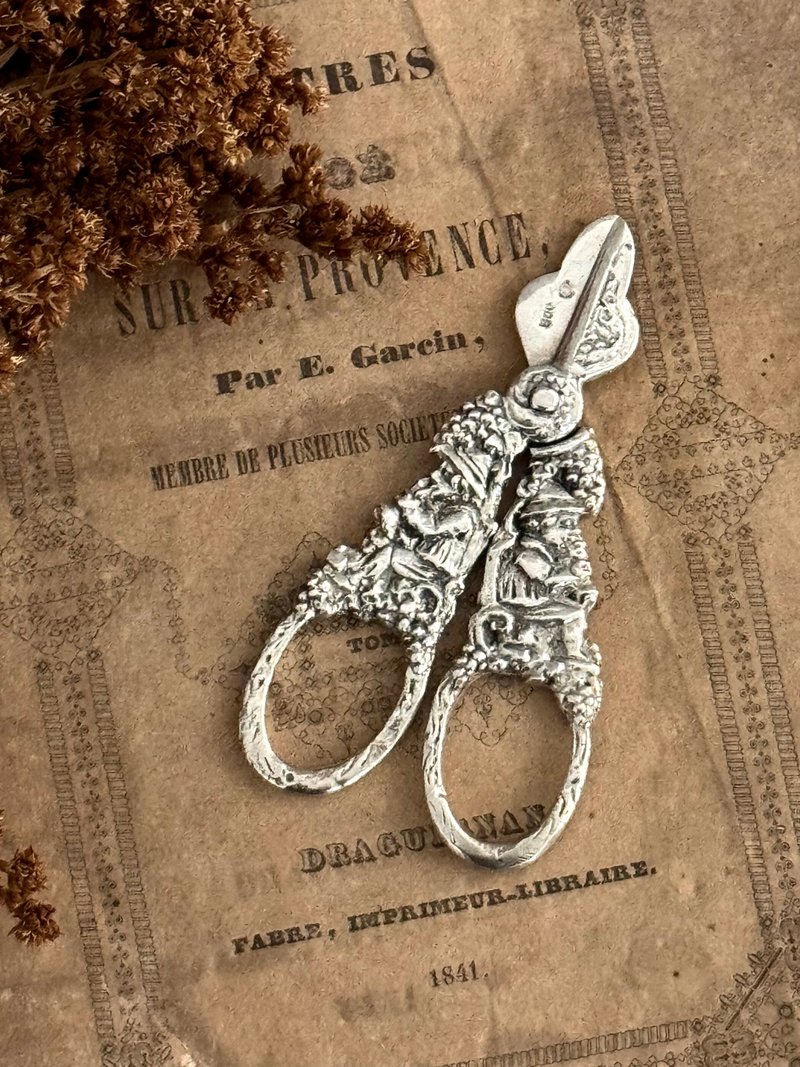 40839-Stunning French antique 800 sterling silver grape scissors - Cutlery & Flatware - Sterling Silver 