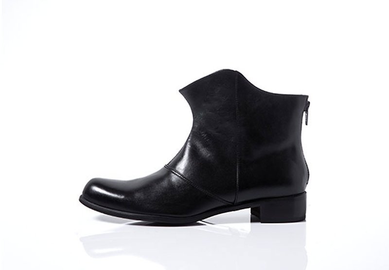 NOUR boot / NOUR 短靴 - shadow boot 倒影短靴 - Black 黑色 - 女款短靴 - 真皮 黑色