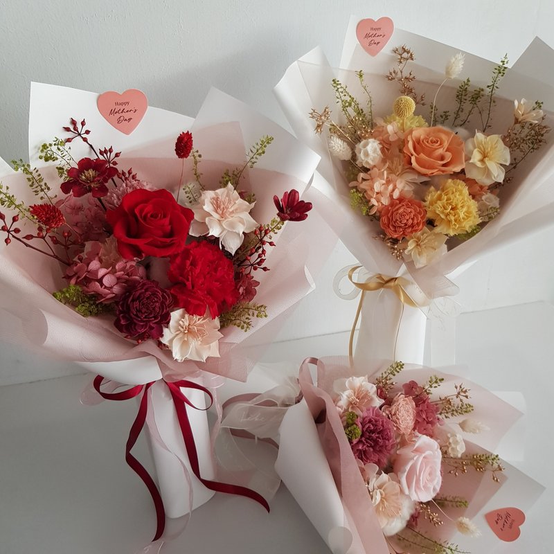 母親節 預購免運∣永生花+乾燥花 |永生康乃馨玫瑰花束 - 乾燥花/永生花 - 植物．花 多色