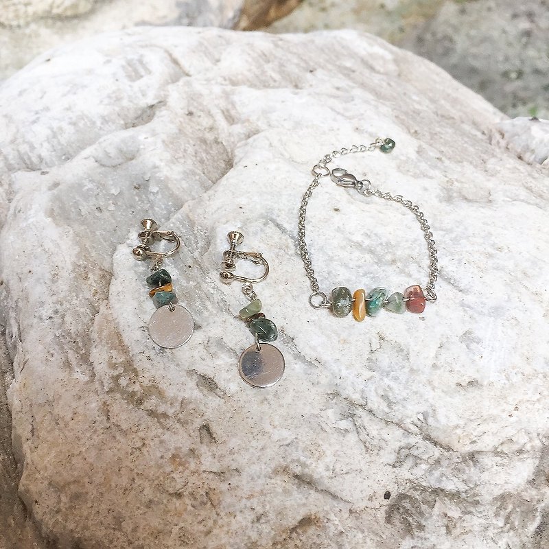 Indian agate natural ore bracelet ear clip group - ต่างหู - หิน สีเขียว