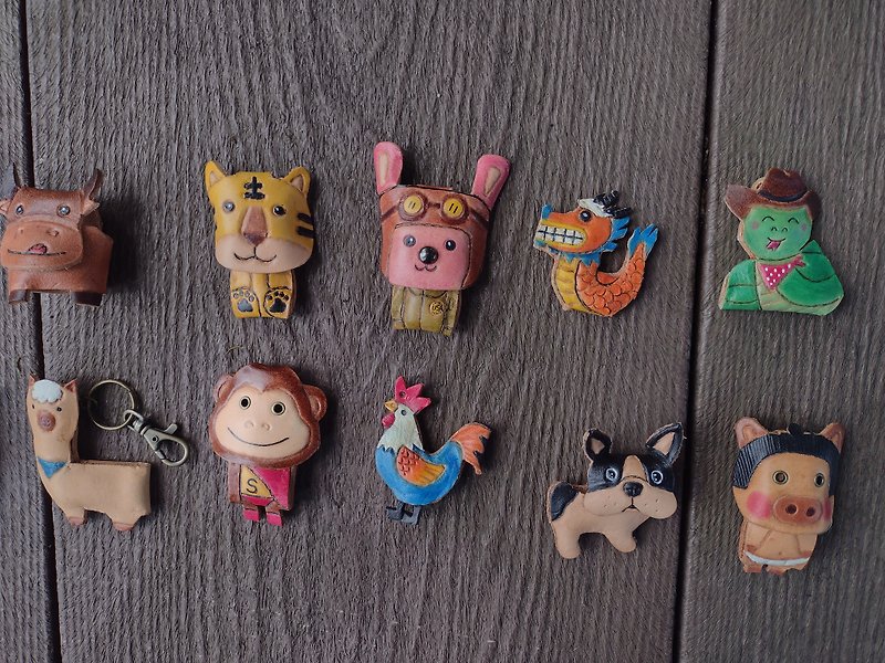 Cute people all 12 zodiac pure leather key ring - can be engraved - ที่ห้อยกุญแจ - หนังแท้ สีส้ม
