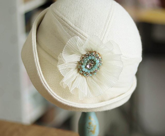 The cloche cheap hat