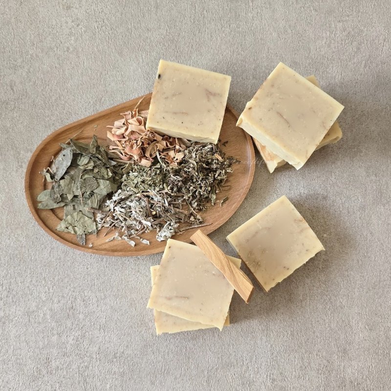 祕魯聖木五寶皂-艾草皂 - 肥皂/手工皂 - 其他材質 多色