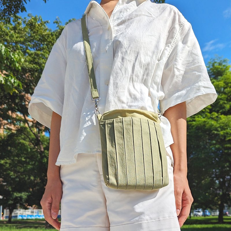 100% lightweight side backpack/crossbody bag/mobile phone bag/carry-on small bag - matcha color - กระเป๋าแมสเซนเจอร์ - ผ้าฝ้าย/ผ้าลินิน สีเขียว
