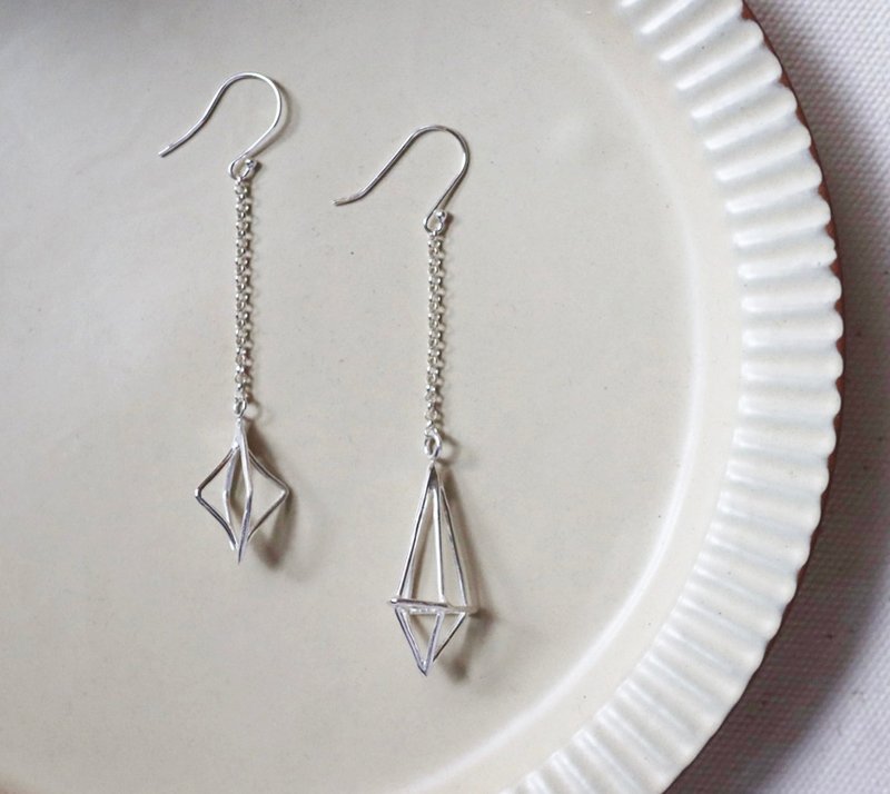 Pair of floating Gemstone sterling silver drop earrings - ต่างหู - เงินแท้ สีเงิน