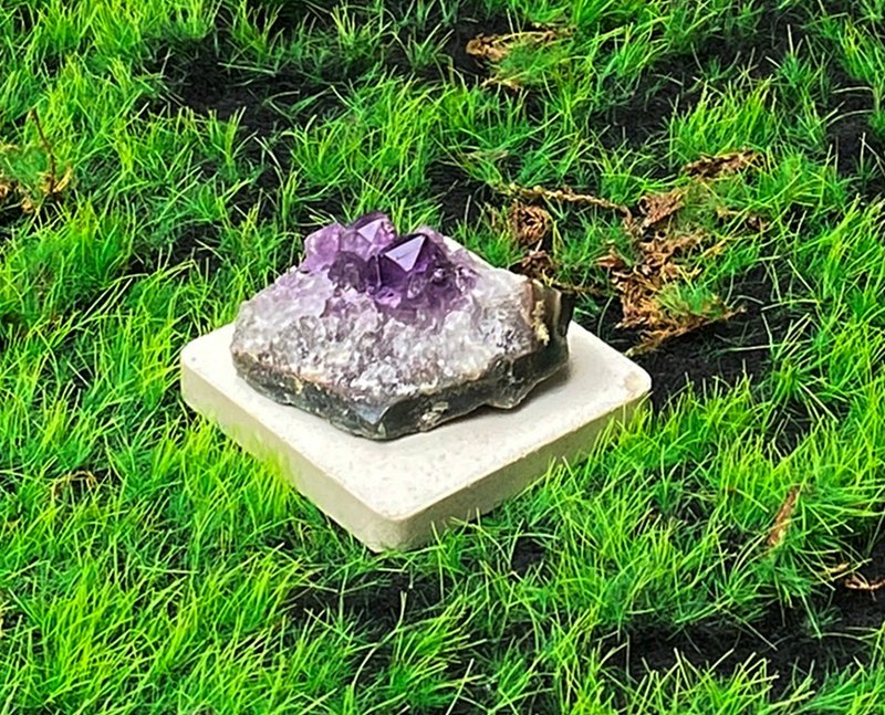 能量擺飾-天然原皮原礦 紫水晶 小寶石 晶簇 財運水晶 快速出貨 - 擺飾/家飾品 - 水晶 紫色
