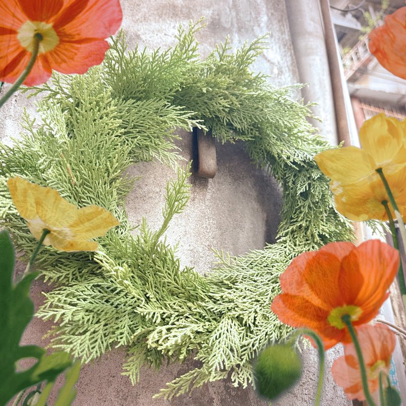 花園哩趣 DailyGarden 新鮮扁柏聖誕花圈 裸圈  Fresh Wreath - 乾燥花/永生花 - 植物．花 綠色