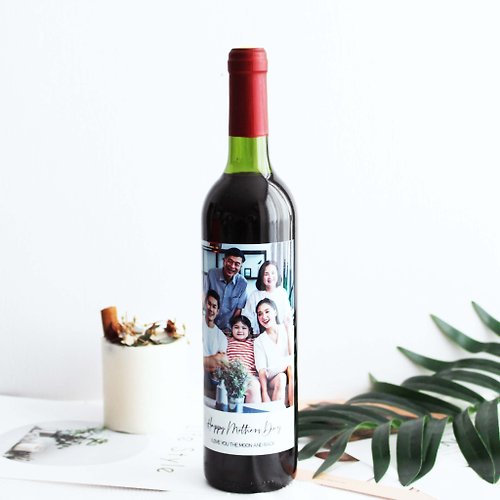 Design Your Own Wine 香港酒瓶雕刻禮品專門店 【母親節禮盒】Treasure Memory系列|訂製全家福紅酒 彩色印刷