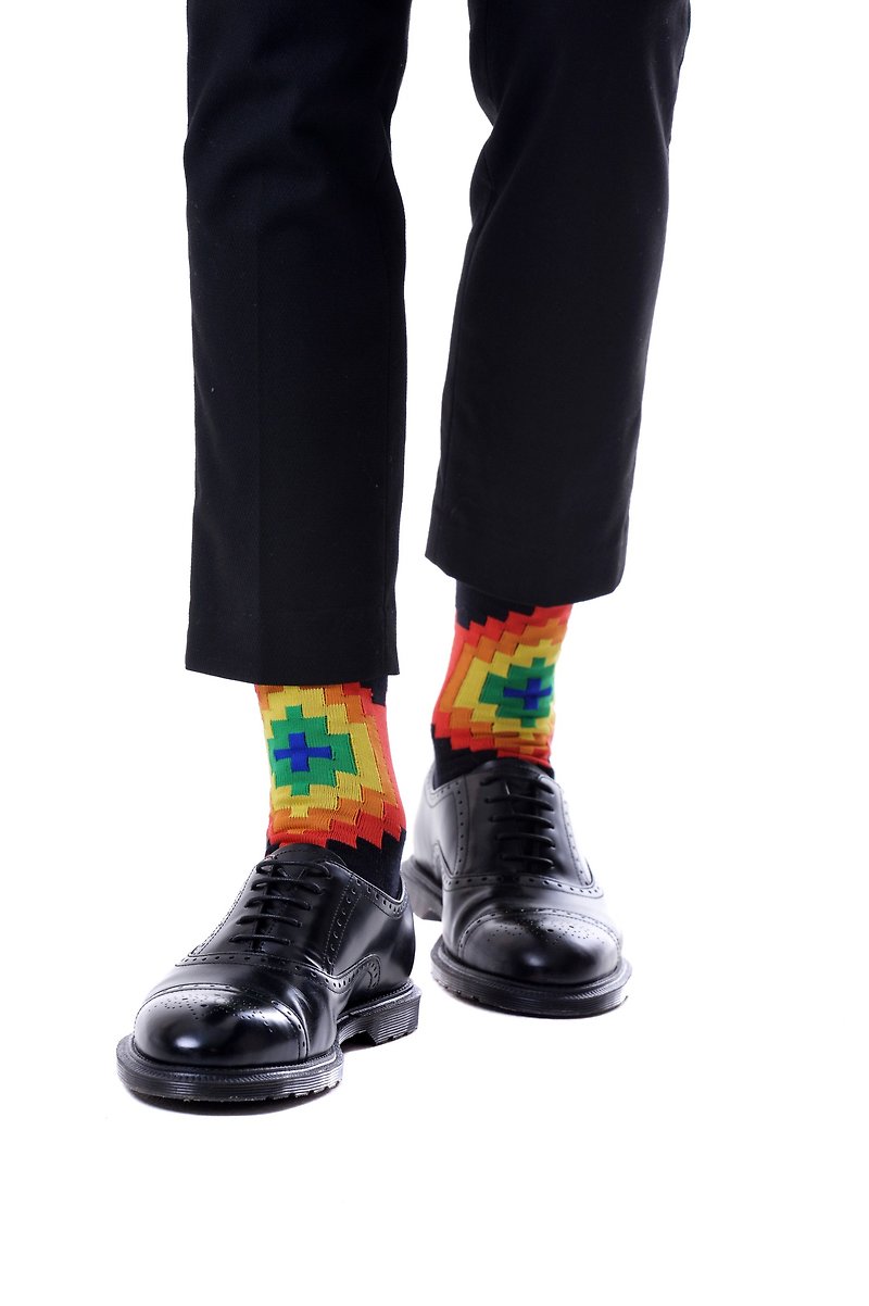 Fool's Day Knitted Crew Socks - Rainbow pixel - ถุงเท้า - ผ้าฝ้าย/ผ้าลินิน หลากหลายสี