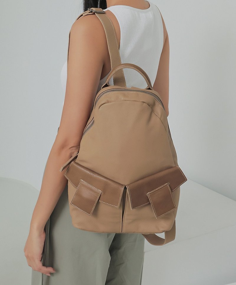 supportrole triangular wide leather neutral simple casual backpack Khaki coffee - กระเป๋าเป้สะพายหลัง - หนังแท้ สีกากี