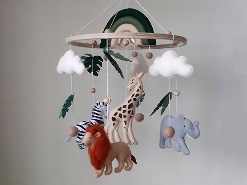 Felt Dreams Designs Mobile baby nursery decor safari, jungle crib mobile, Africa animals